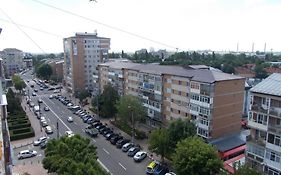 Inchiriere ap modern decomandat-zona Piata 1 Mai